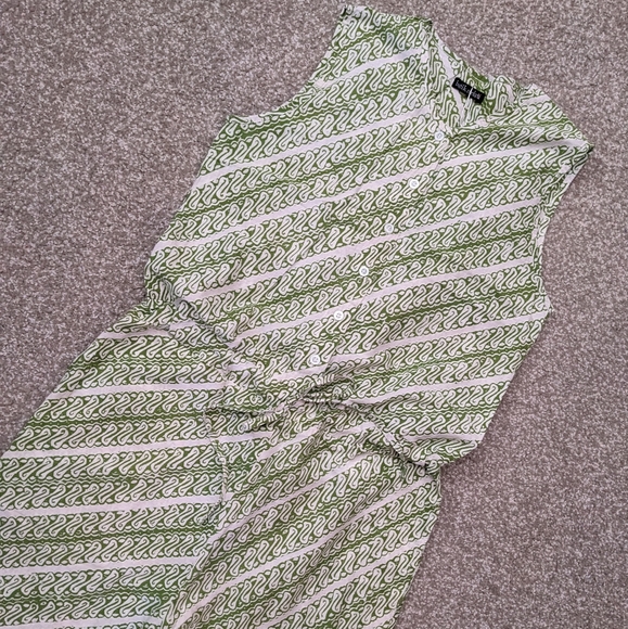 Batik Melati cinch waist sleeveless button jumpsuit olive green - Picture 3 of 16